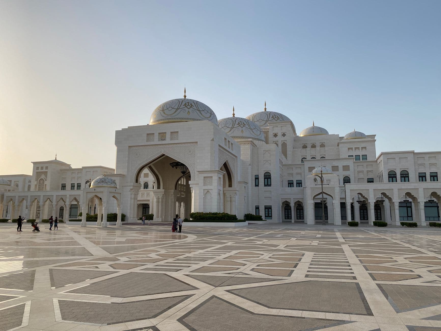 UAE odobrio budžet od 292,5 miliona dirhama: veštačka inteligencija ulazi u državnu kasu