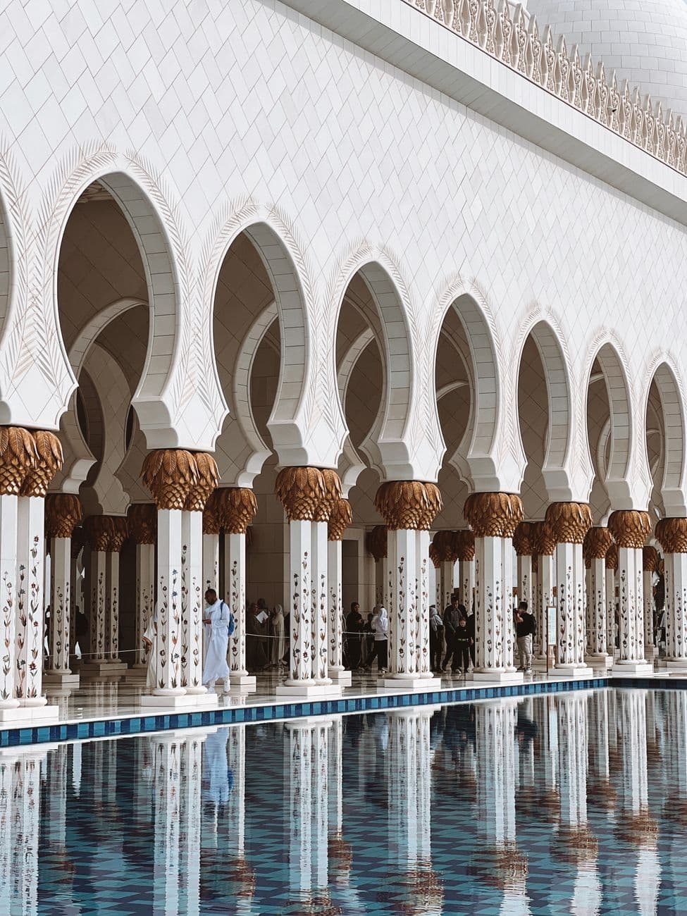 Tickets for Sheikh Zayed Grand Mosque: Tourists Now Pay 10 Dirhams, Residents Five