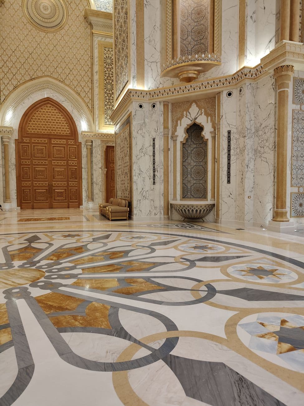GDRFA Dubai Sets National Benchmark with 100% Emiratisation in Key Leadership and Critical Roles